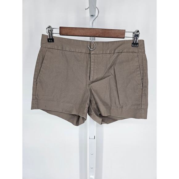 Banana Republic Women's Taupe Mid Rise Chino Zip Up Shorts Size 2 - Picture 1 of 3